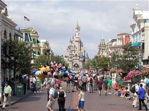 cheap holiday packages to eurodisney.